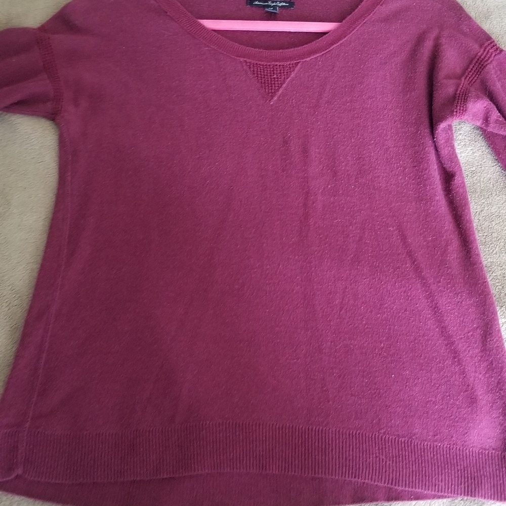 American Eagle Sweater